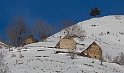 Granges et ruines dans la montagne au dessus de Aulon