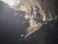 Dans la grotte