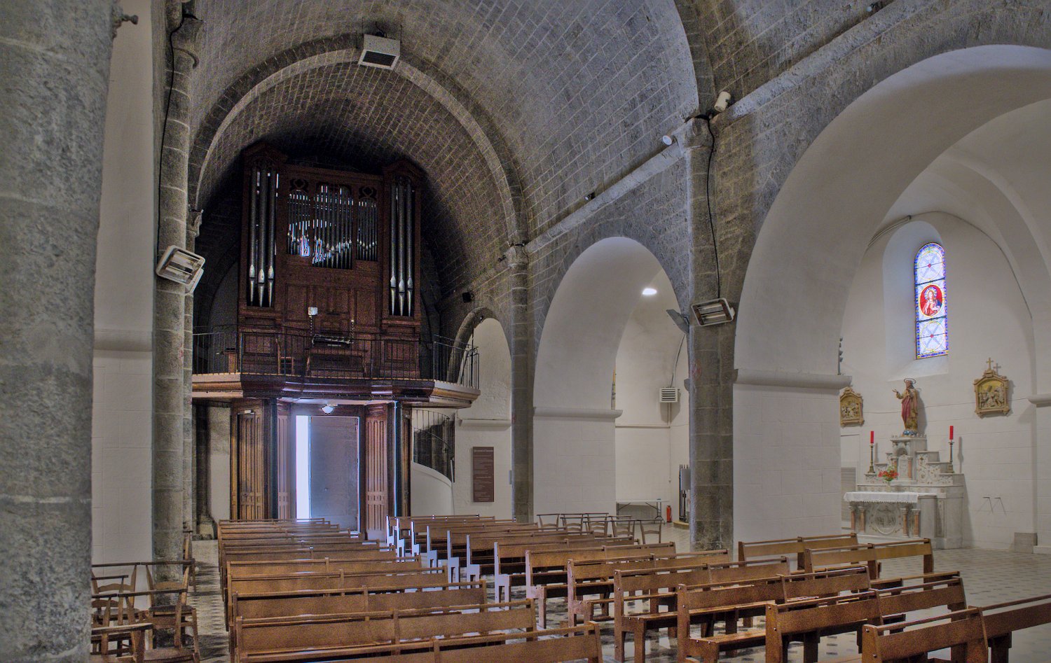 Nef de l'église