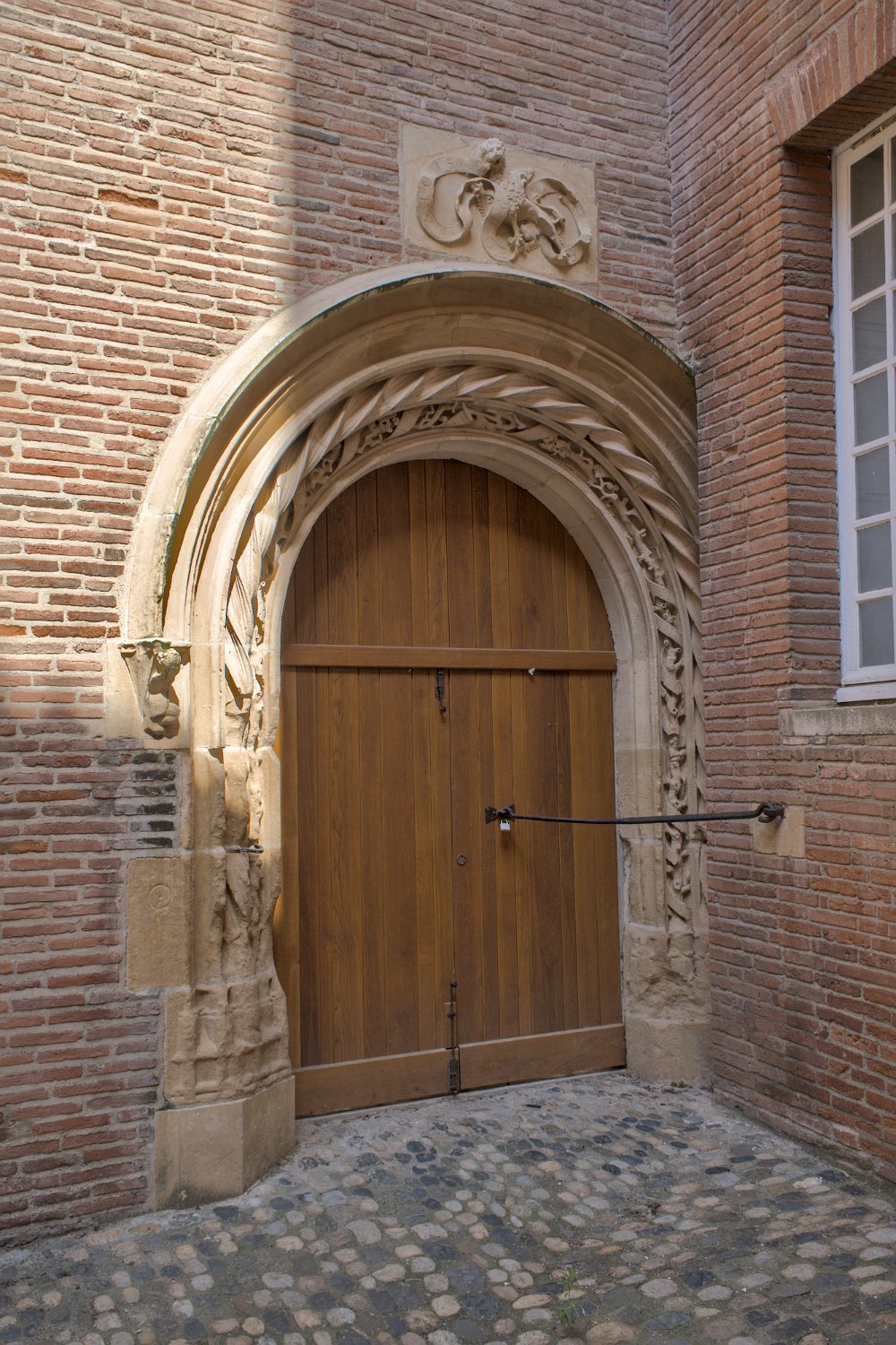 Hotel de Bernuy - Porte dans la 2ème cour