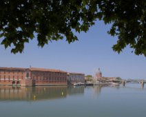 La Garonne et l'hôtel Dieu
