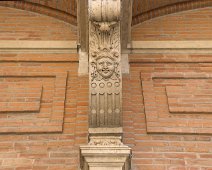 Hôtel d'Assezat - Masque sur console